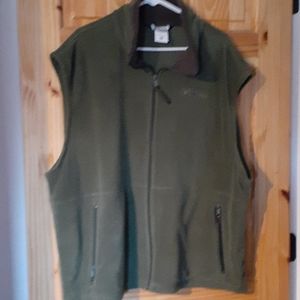 Columbia fleece vest